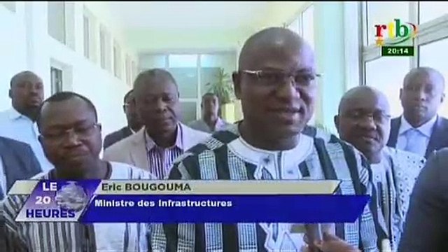 RTB/Le fonds Kowetien pour le développement économique offre un prêt d`environ 8 milliards de Francs CFA pour le financement des infrastructures routières du Burkina
