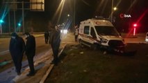 Ambulans ile Otomobil Çarpıştı: 5 Yaralı