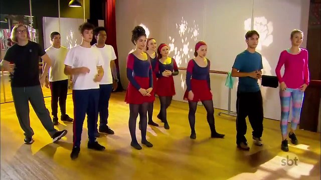 Luca e Mirela dançam juntos e brigam | As Aventuras de Poliana