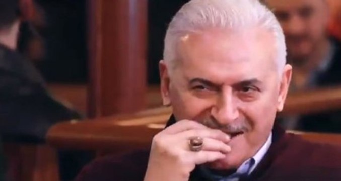 Binali Yıldırım'ın Videosu Sosyal Medyada İzlenme Rekoru Kırıyor