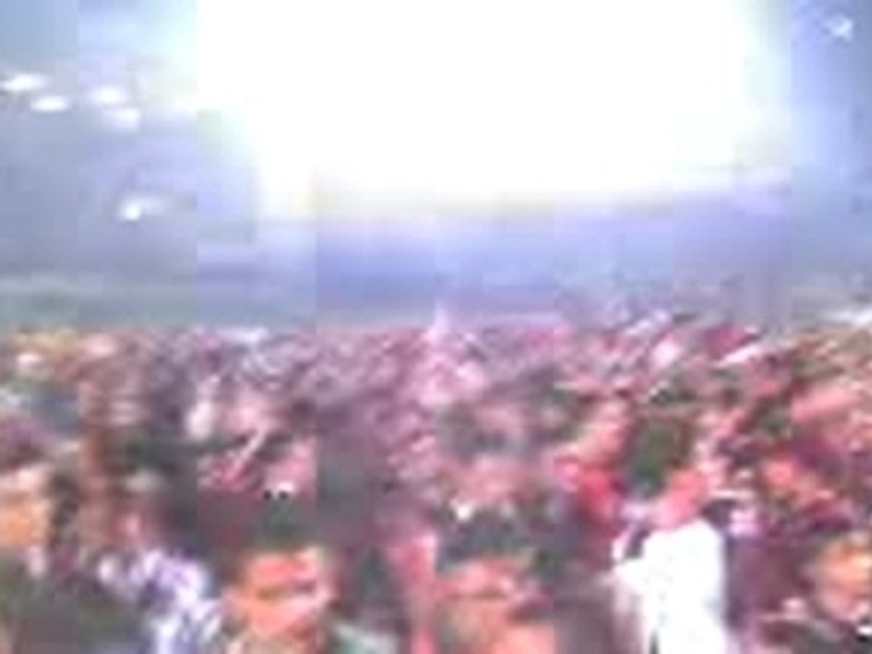 folie dans le stade