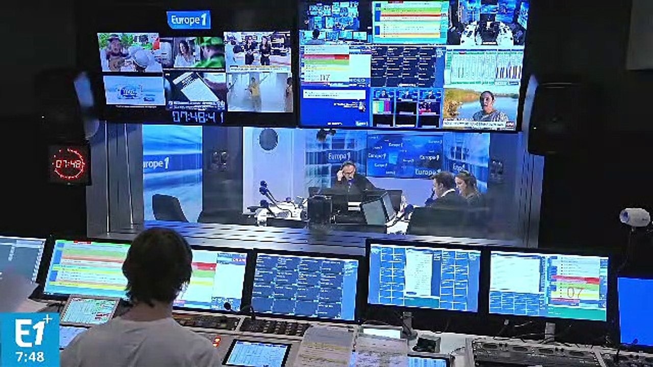 François Ozon se confie sur la sortie polémique de son film "Grâce à Dieu" : "Beaucoup de gens sont tétanisés au sein de l'église"