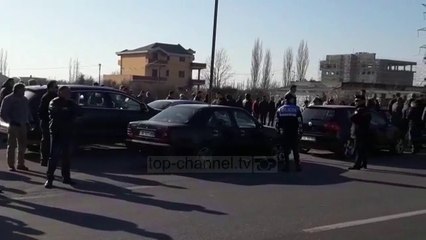 Pa Koment - Rama drejt Pukës, lezhjanët bllokojnë rrugën