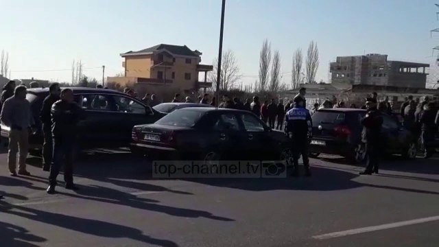 Pa Koment - Rama drejt Pukës, lezhjanët bllokojnë rrugën