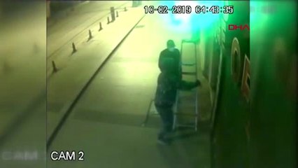 İstanbul- Döviz Bürosuna Hırsızlık Teşebbüsü Güvenlik Kamerasında