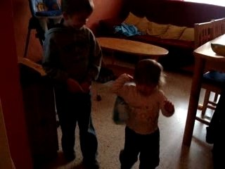 Eline va à l'école 001