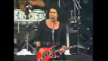 W.A.S.P. - Chainsaw Charlie (Murders In the New Morgue) Live At Castle Donington