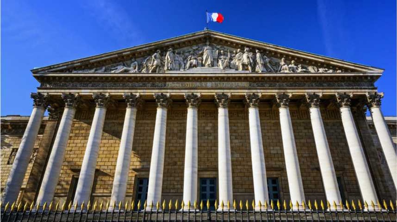 La vie brisée du barman de l'Assemblée nationale