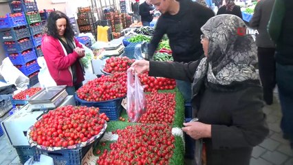 Havaların ısınması pazarda fiyatları düşürdü