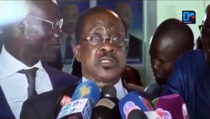 VIDEO - Maître  Madické Niang aux femmes et à la jeunesse '' Macky Sall moy borom thiompal ,mane may borom tibeul ''