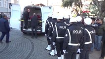 Tekirdağ Kalp Krizinden Ölen Polis Memuru Gözyaşlarıyla Toprağa Verildi