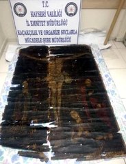 Kayseri'de 13'üncü Yüzyıla Ait 5 Milyon TL Değerinde Hz. İsa Tablosu Ele Geçirildi