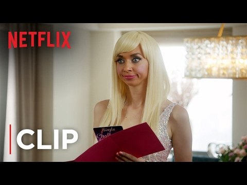 The Characters | Lauren Lapkus as The Single Celeb [HD] | Netflix