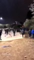 Israel : Violent clashes underway on the Temple Mount in Jerusalem. Multiple injuries as well as arrests reported.