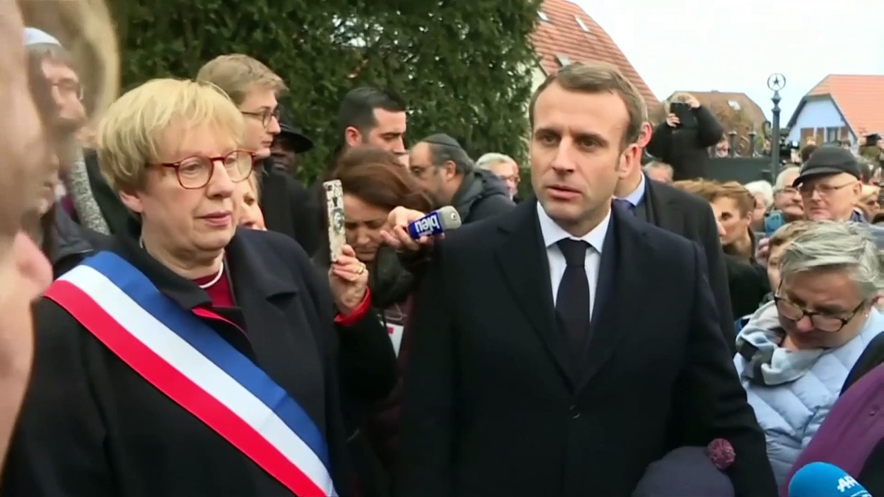 Emmanuel Macron promet des actes «forts» après la profanation d'un cimetière juif alsacien