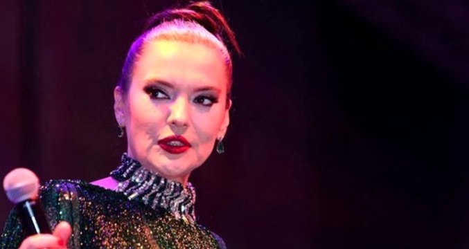 Demet Akalın, Evine Giren Hırsızın Film Gibi Planını Anlattı!