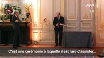 Patrick Grainville reçoit son épée d'académicien