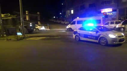 Suriye sınırına askeri araç ve mühimmat desteği