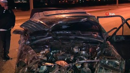 Sivas'ta takla atan otomobil metrelerce sürüklendi: 3 yaralı