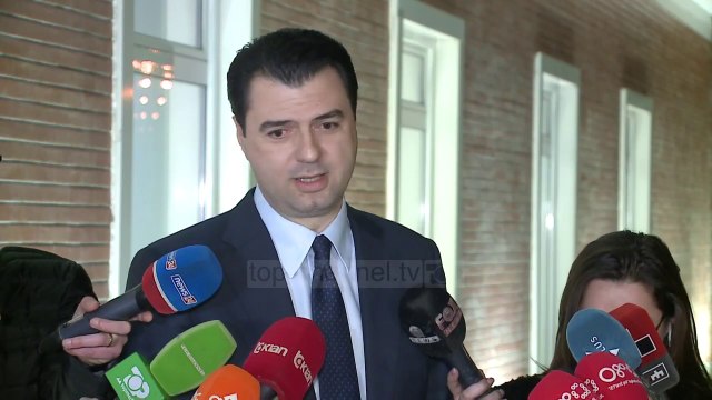 PD s’tërhiqet nga djegia e mandateve - Top Channel Albania - News - Lajme