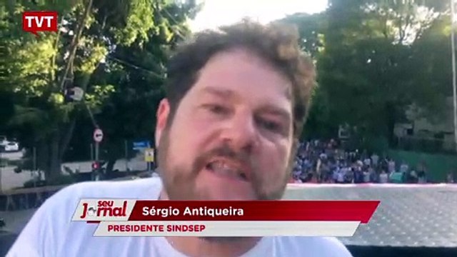 Servidores de SP mantêm greve e marcam novo protesto