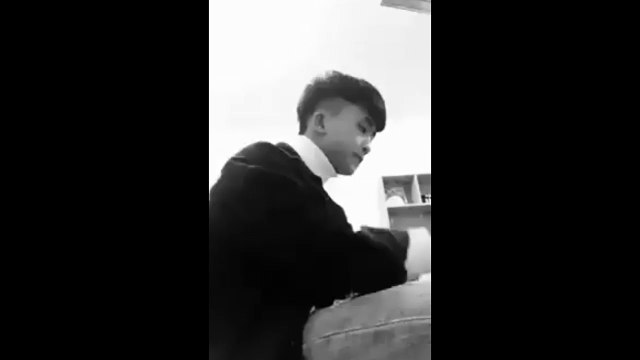 Hot boy U19VN Trần Danh Trung của CLB Viettel rap tặng nhân giáng sinh