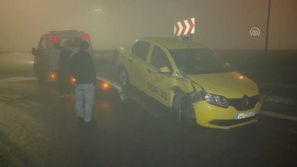 İstanbul'da Yoğun Sis Kazalara Neden Oldu