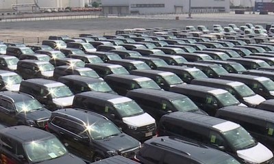 Penjualan Mobil di Tiongkok Turun Drastis Setelah 20 Tahun 📉