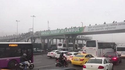 Sis Nedeniyle Trafik Yoğunluğu Yaşandı, Deniz Ulaşımı Aksadı