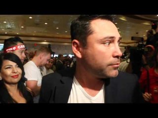 THE GOLDEN BOY - OSCAR DE LA HOYA MAKES TIME FOR THE FANS @ MGM GRAND / CANELO v KHAN