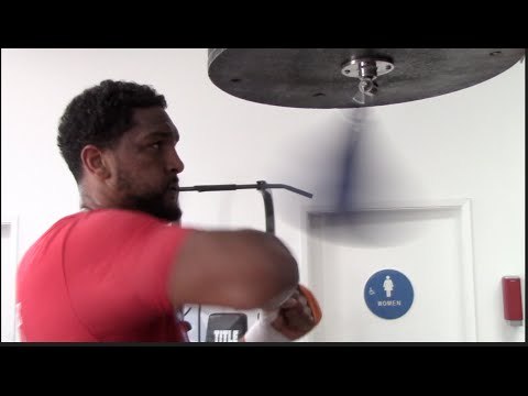 DOMINIC BREAZEALE SPEED BALL WORKOUT AHEAD OF IBF WORLD TITLE CHALLENGE / JOSHUA v BREAZEALE