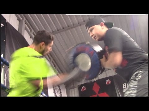 POWERFUL!! - JOSESITO LOPEZ DEMONSTRATES FOR THE RAW POWER & TIMING HE POSSESSES