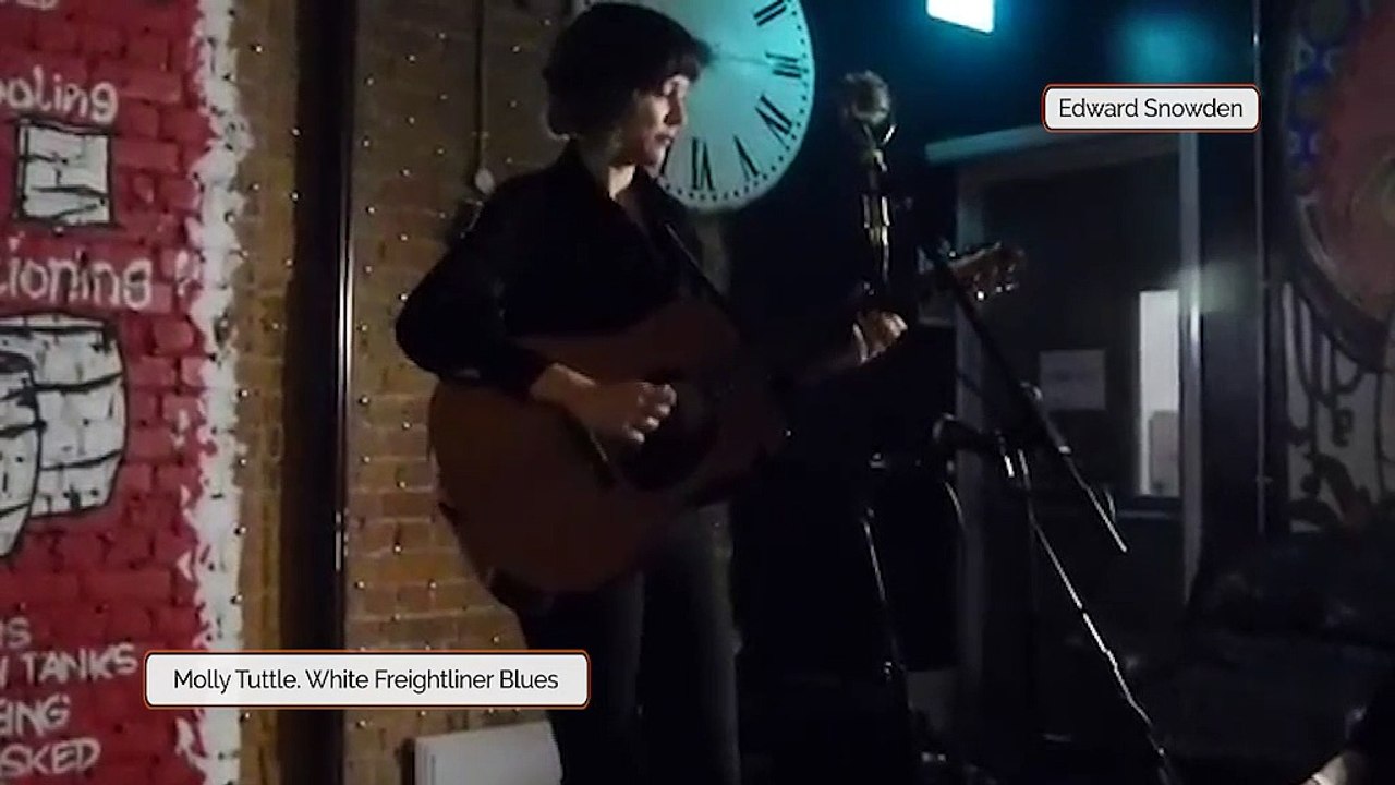 Singer Molly Tuttle!!