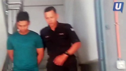 Dipenjara 12 bulan kerana tunjuk kemaluan