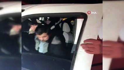 5 kişilik araçtan 12 kaçak göçmen çıktı