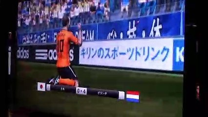 Jugando a Pro Evolution Soccer 2012 - Vandal TV TGS 2011