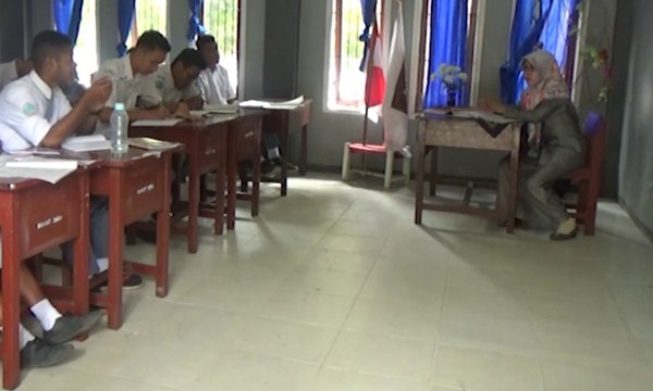 Ratusan Guru Honorer di Sorong Belum Digaji Selama 4 Bulan