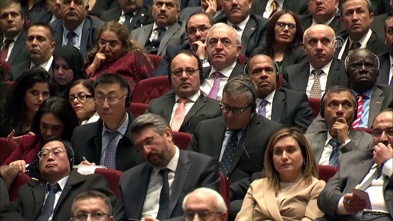 Cumhurbaşkanı Erdoğan: 'Bakanlığımız 2019-2023 dönemini kapsayan bir 'yaşlı vizyon belgesi' hazırlıyor' - ANKARA