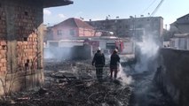 Report TV - Elbasan/ Shpërthim i fuqishëm një një banesë