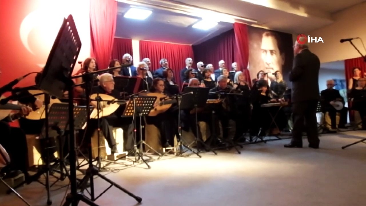 50 yaşından sonra saz çalmaya ve şarkı söylemeye başladılar