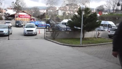 Hasta Gibi Girdiler, Oksijen Tüpünün Borularını Çaldılar