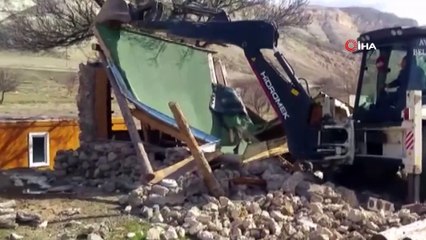 Kapadokya’da yıkımlar devam ediyor