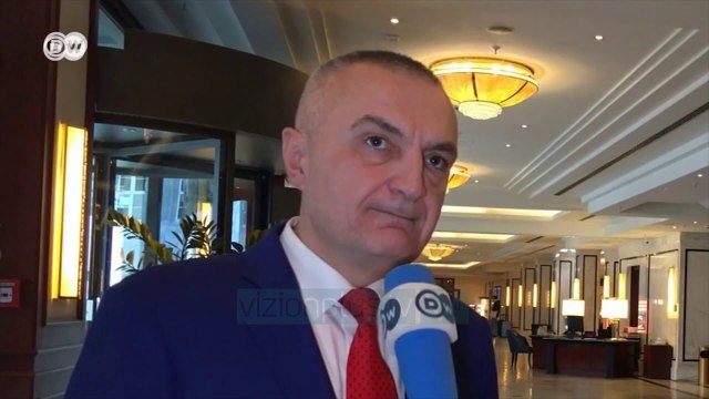 Meta kundër djegies së mandateve: Të tërhiqet edhe mazhoranca - News, Lajme - Vizion Plus