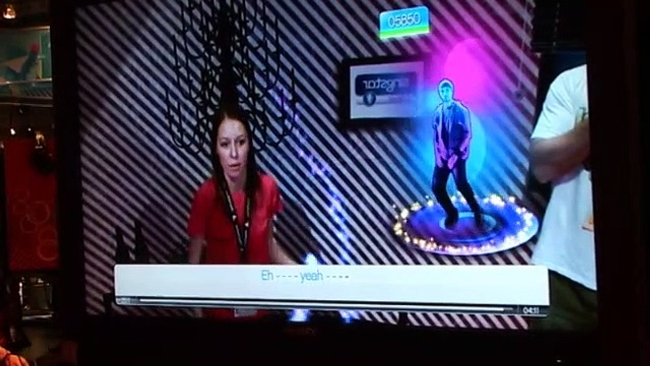 Jugando a PlayStation Move - Vandal TV GC
