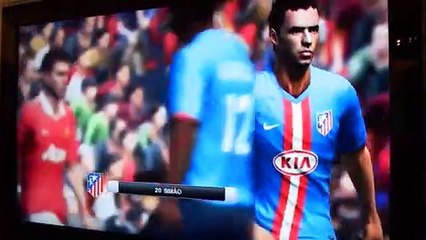 Jugando a PES 2011 - Vandal TV GC