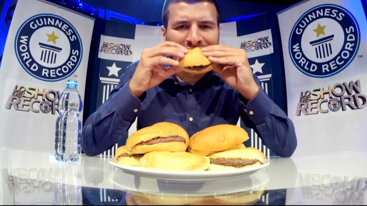 Most hamburgers eaten in three minutes __ Guinness(1080P_HD)