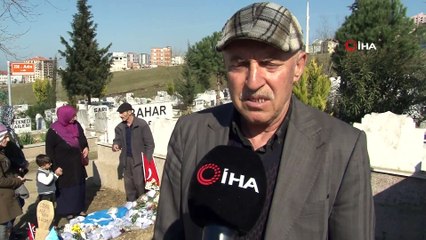 Ozan Arif'in mezarına dünyanın birçok yerinden toprak getirildi