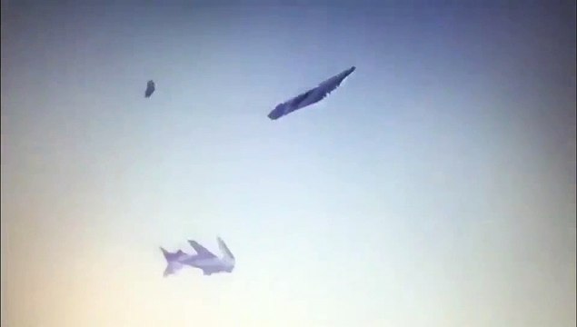 Inde: Deux avions de l’armée se sont percutés lors de la répétition d’un spectacle aérien - Un pilote tué, quatre personnes blessés - VIDEO