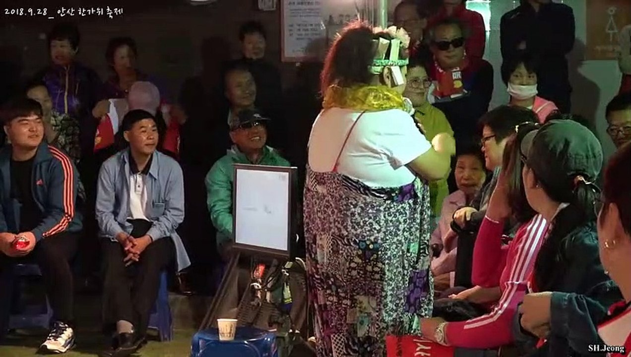 *홍단이*품바- 그녀는 지금 갱년기 '남자넘들 잘해라'