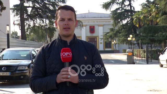 Ora News - Opozita nesër protestë para Kuvendit, mbi 1000 policë në terren